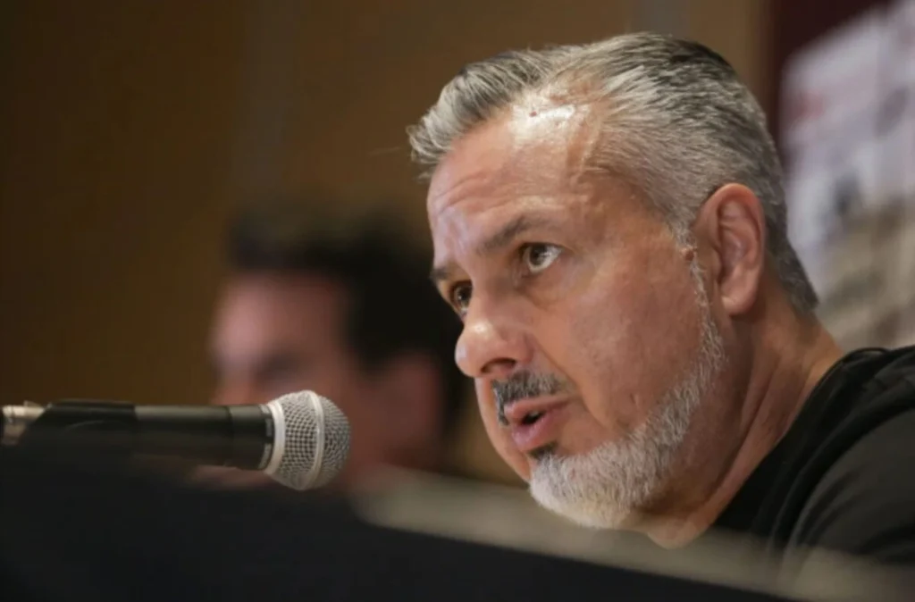 Boto revela segredo do Palmeiras e dispara sobre grandeza do Flamengo hoje Boto revela segredo do Palmeiras e dispara sobre grandeza do Flamengo hoje