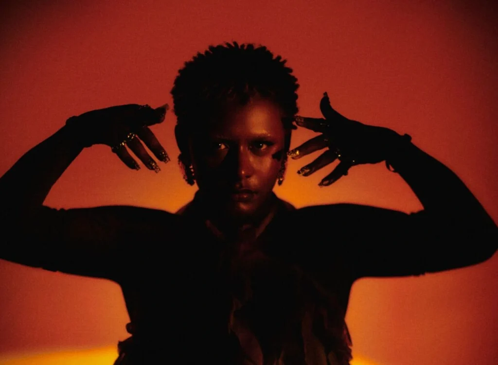 Poesia da vulnerabilidade: Liniker e o medo da solidão