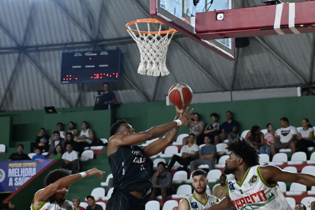Brasília vence Osasco por 96 a 64 agora no NBB