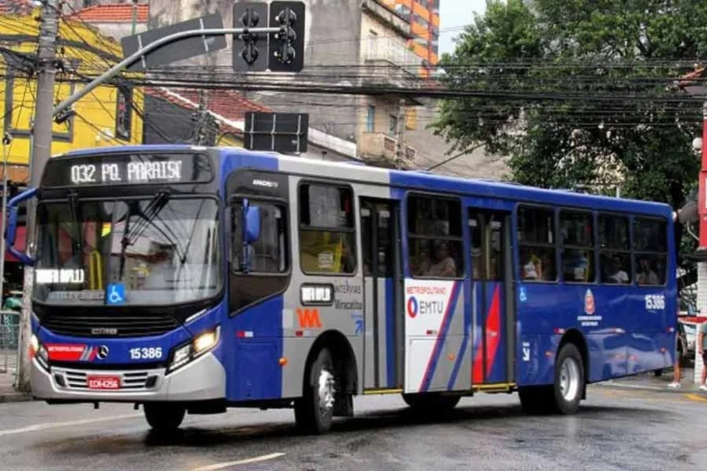 Tarifa de ônibus EMTU SP aumenta hoje veja novos preços Tarifa de ônibus EMTU SP aumenta hoje veja novos preços