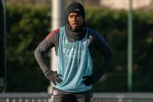 Endrick arrasa: Lyon exalta o fenômeno brasileiro - 1ª partida hoje