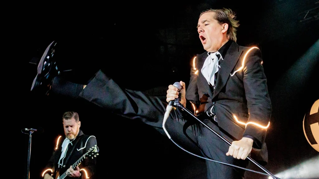 The Hives agora é amada pelos emos após virar meme no Brasil hoje The Hives agora é amada pelos emos após virar meme no Brasil hoje
