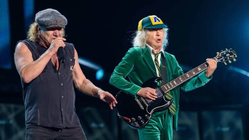 AC/DC entrega rock and roll puro e sem truques em show histórico em SP hoje