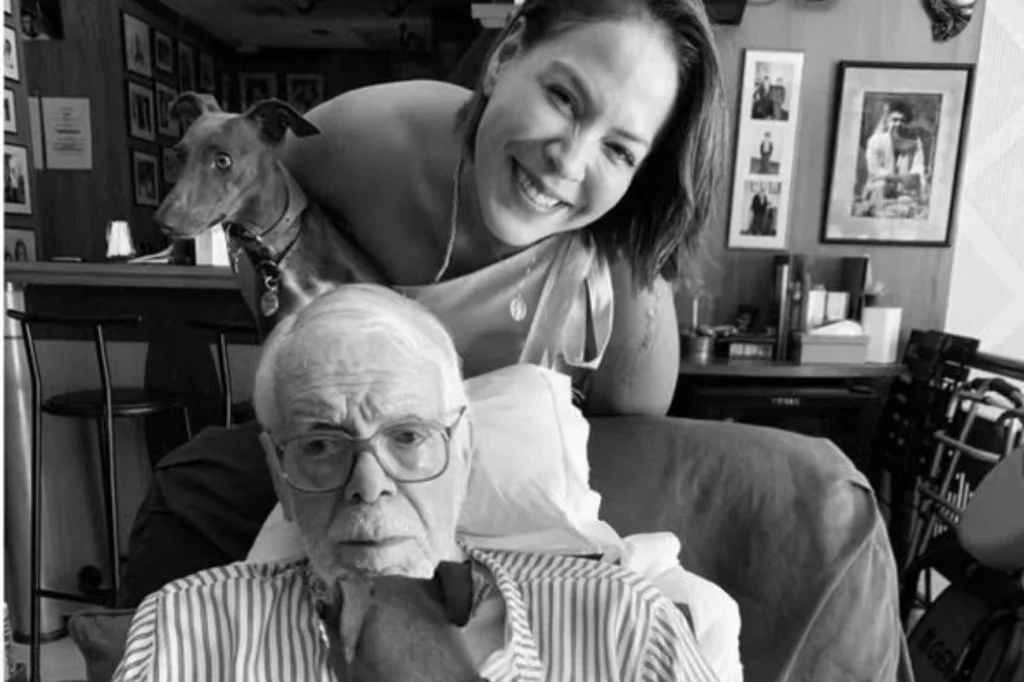 Júlia Almeida fala agora sobre morte de Manoel Carlos