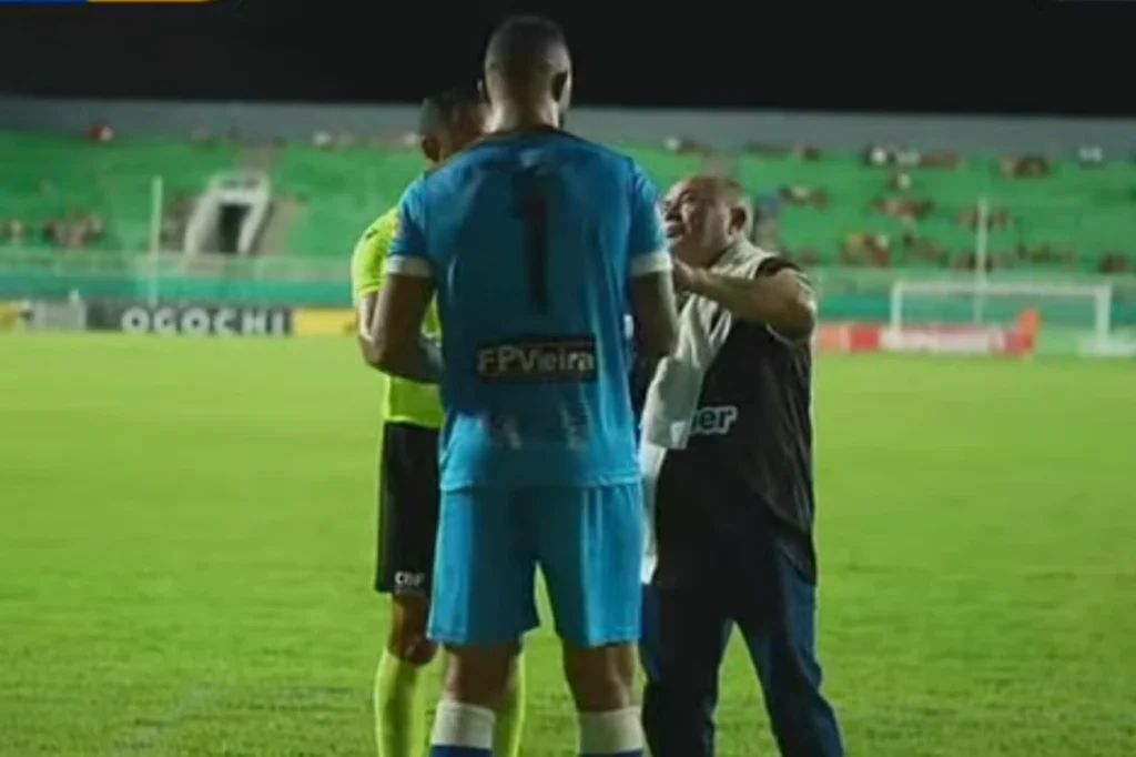 Bruno Fernandes retorna 16 anos depois e brilha pelo Vasco-AC