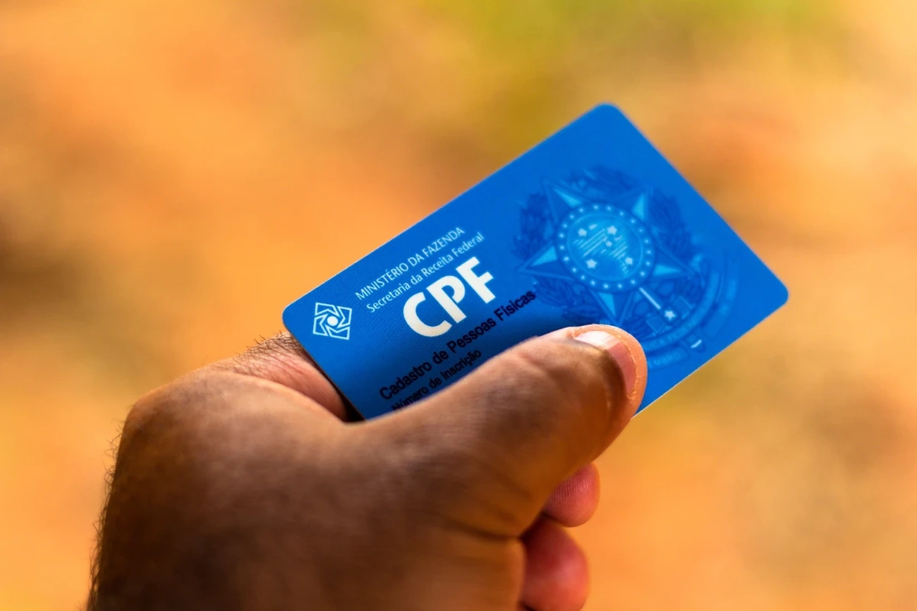 Brasil emite mais de 400 mil CPFs para estrangeiros em 2025 venezuelanos lideram