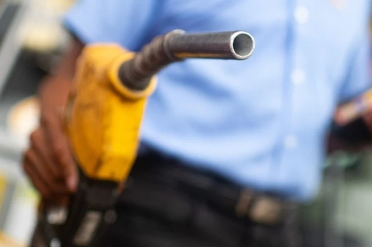 Diesel prorroga até dezembro subsídio de R$1,12 por litro para produtores e importadores agora