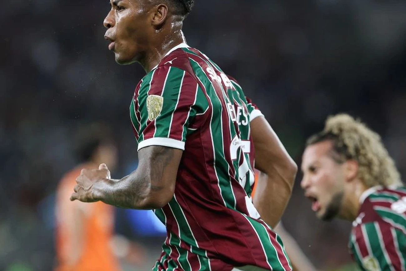 Fluminense chega às oitavas de final da Copa Libertadores vencendo por 3 x 1 em casa
