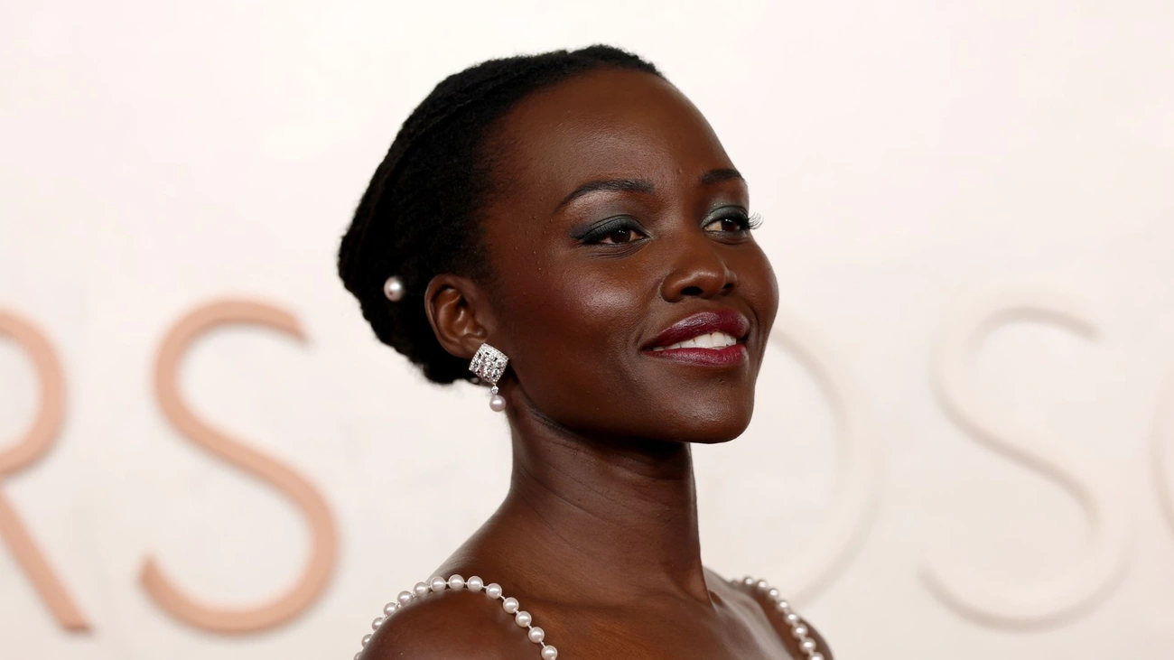 Lupita Nyongo responde com força às críticas racistas em A Odisseia de Nolan