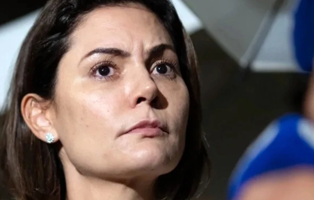 Michelle Bolsonaro processa Janones por calunia hoje no STF
