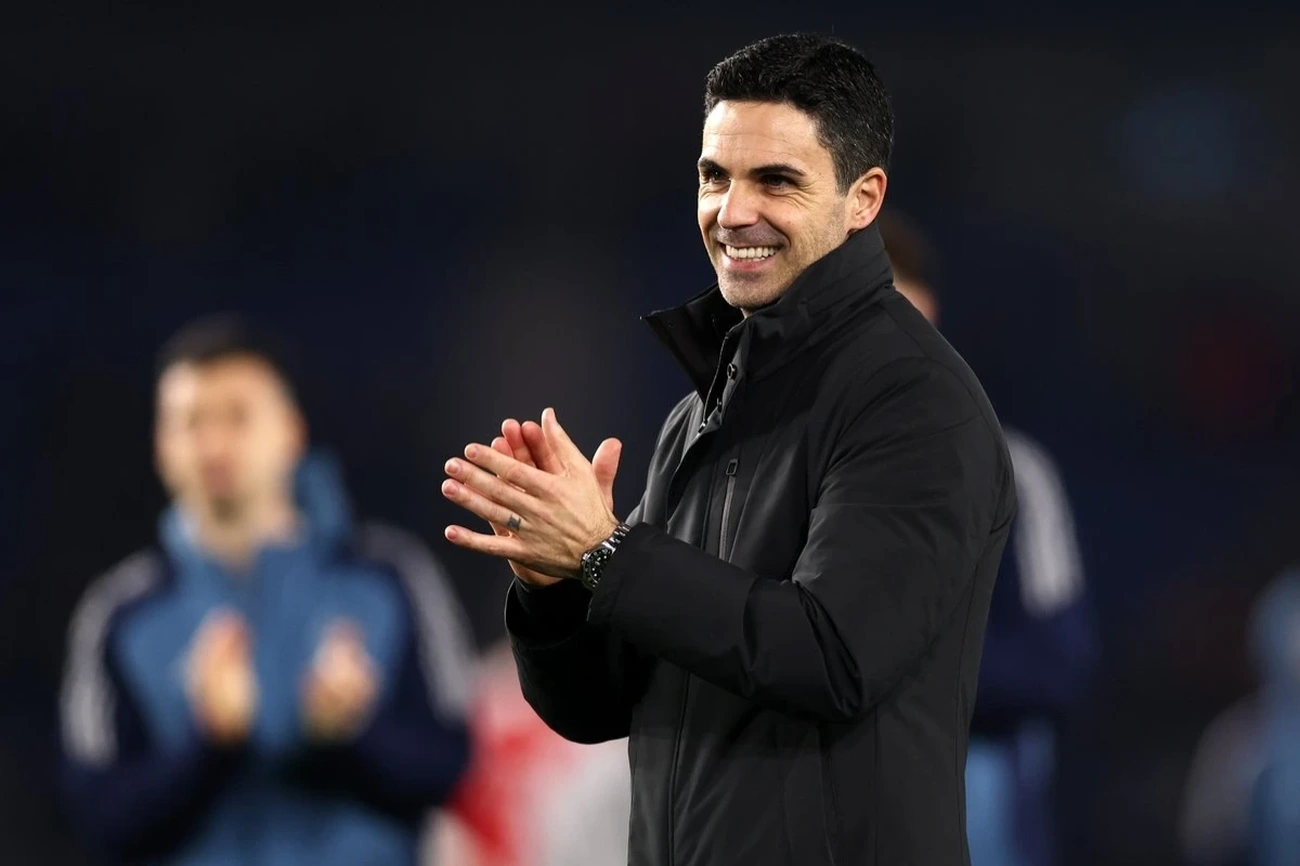 Mikel Arteta eleito melhor técnico da Premier League hoje após título histórico com Arsenal