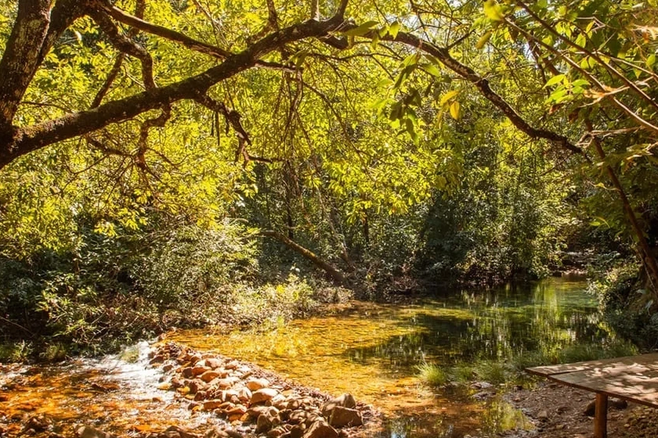 Cachoeira do Segredo lança área de nudismo em junho na Chapada dos Veadeiros