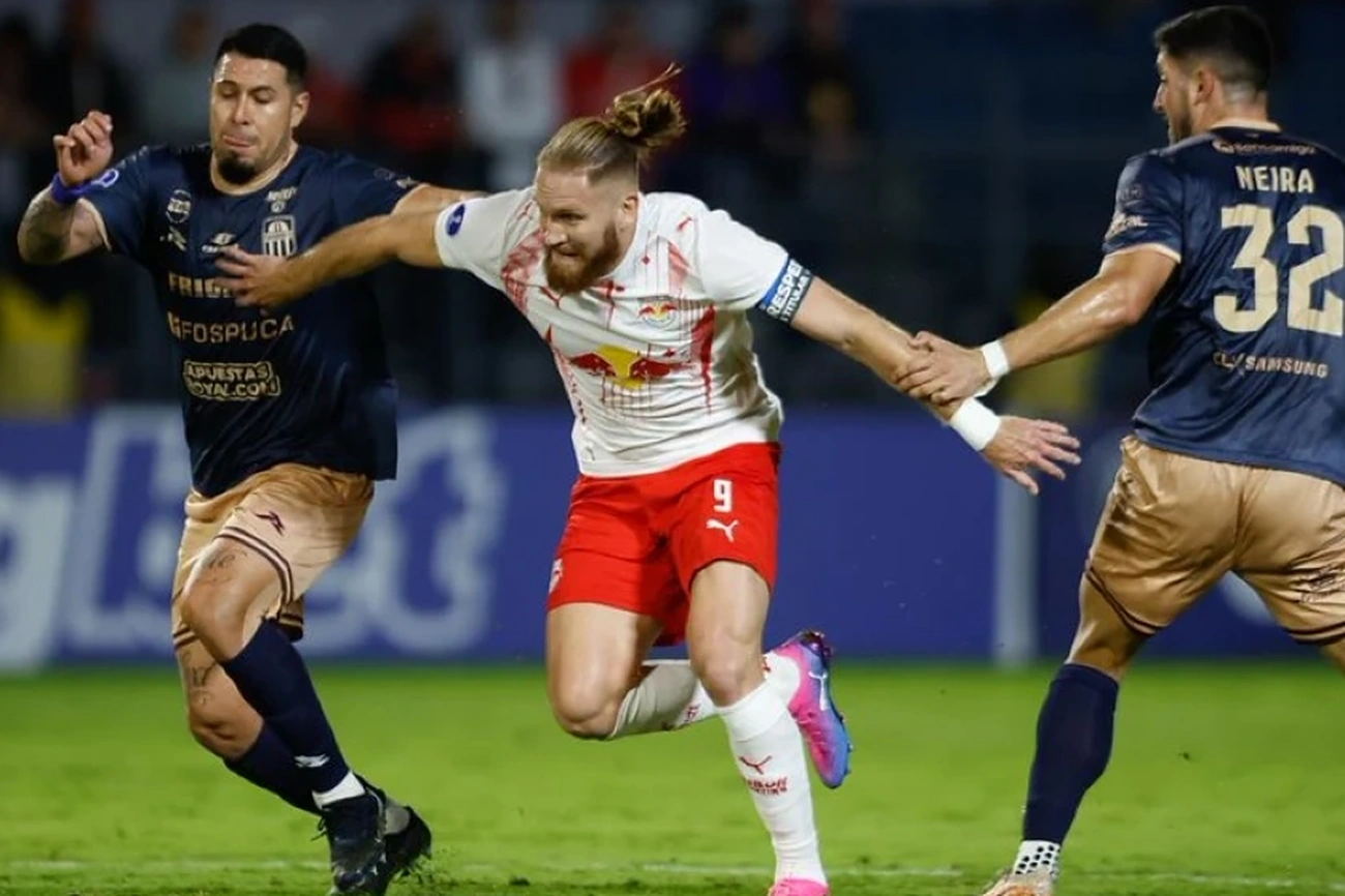 Red Bull Bragantino conquista chave vitória e acessa playoffs da Copa Sul-Americana